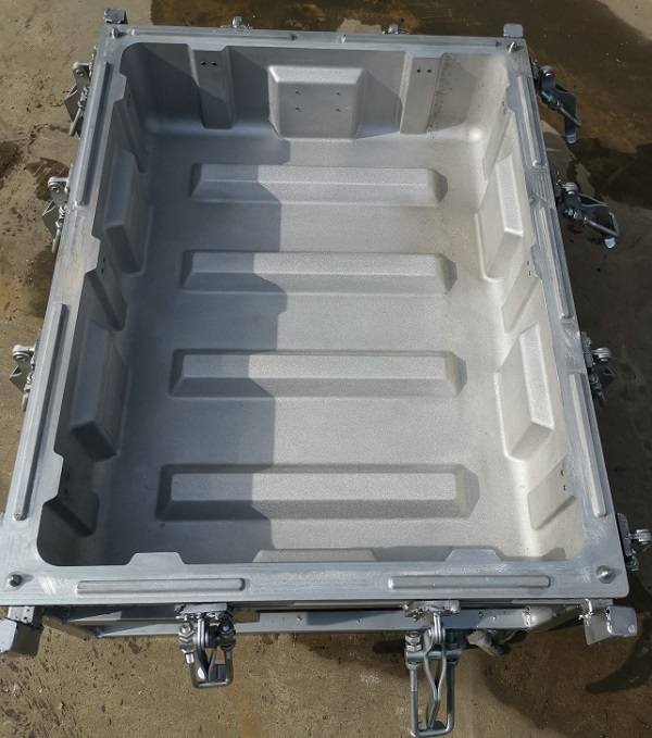Military transport case mold